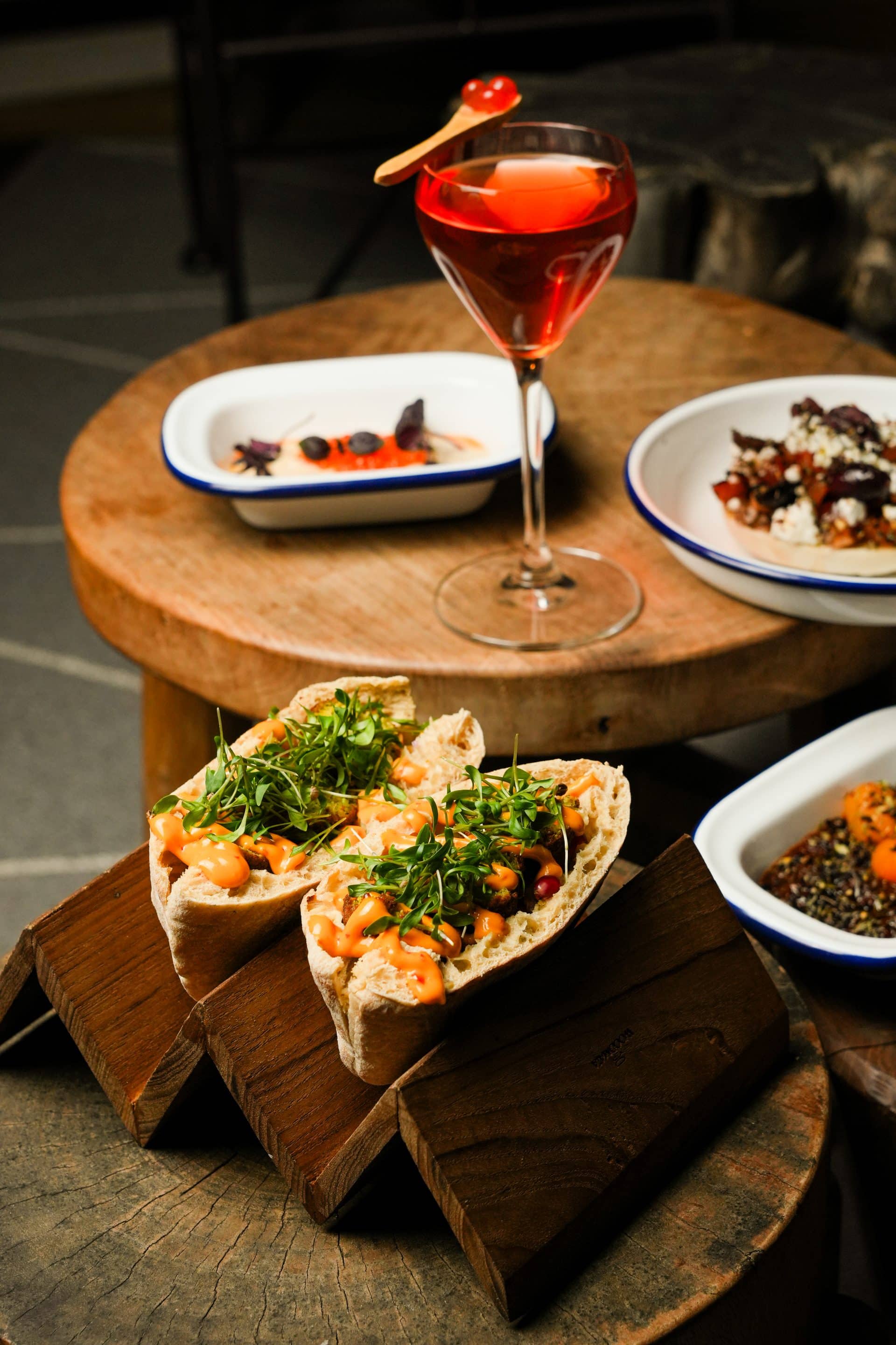 TABLÉSBRACH@AZILIZ.CAPTURE-6